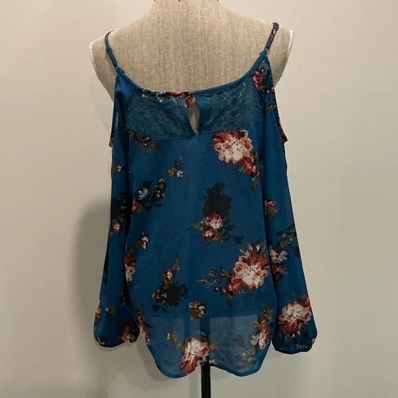 Rewind Embroidered Cold Shoulder Top​​​ - Picture 9 of 13